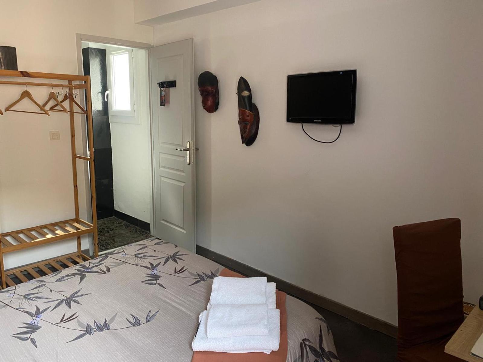 Peyruis Auberge Les Galets מראה חיצוני תמונה